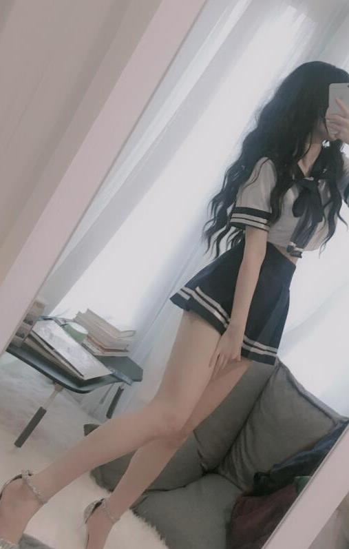 番茄女神主播大三丝A失眠R私人定制视频合集,小脚小腿高端露脸颜值10G资源