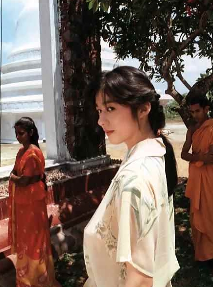 港风美女青山知可子:90年代乐趣自行打包