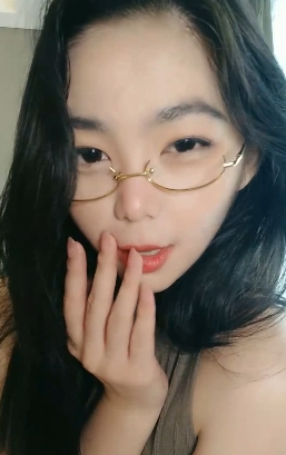 清纯邻家小妹热舞诱惑精彩4V视频14.7G百度盘转载搬运