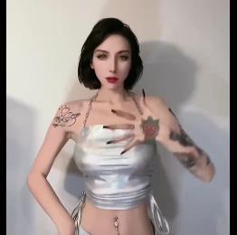 国女媚黑大热门剪辑:17V-1.6G大小,字幕加持,绿M情节故事下载观看