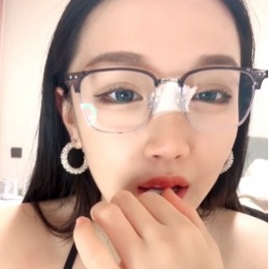 抖音眼镜妹有尺度57部48.6G太顶了