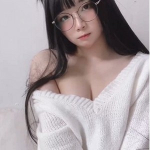 推特落落Raku肉感作品合集10套4.2G超清珍藏版