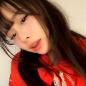 OnlyFans肉感御姐Myamira纯欲风27部1.46G珍藏版