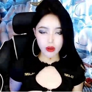 OnlyFans御姐REAOWNA气质非凡13V合集11.6G成熟风韵姿容